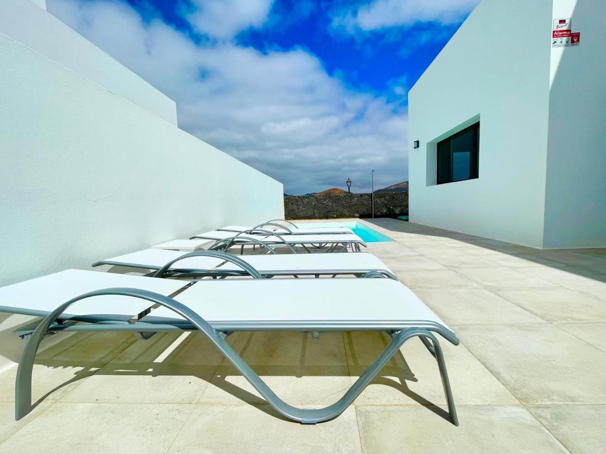 Villa Vulcano Uga 外观 照片